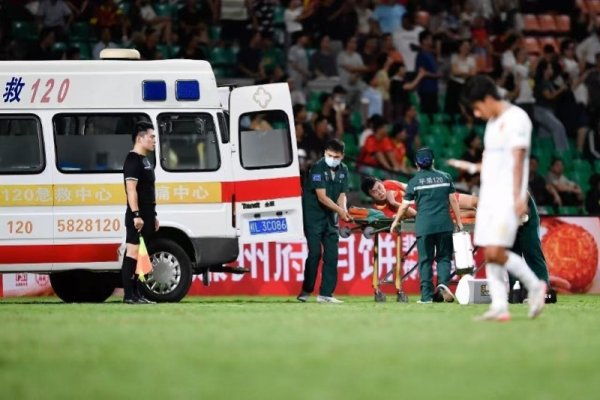 配资网在线配资平台 广西平果俱乐部回应两球员比赛中受伤：一人存在高位截瘫风险